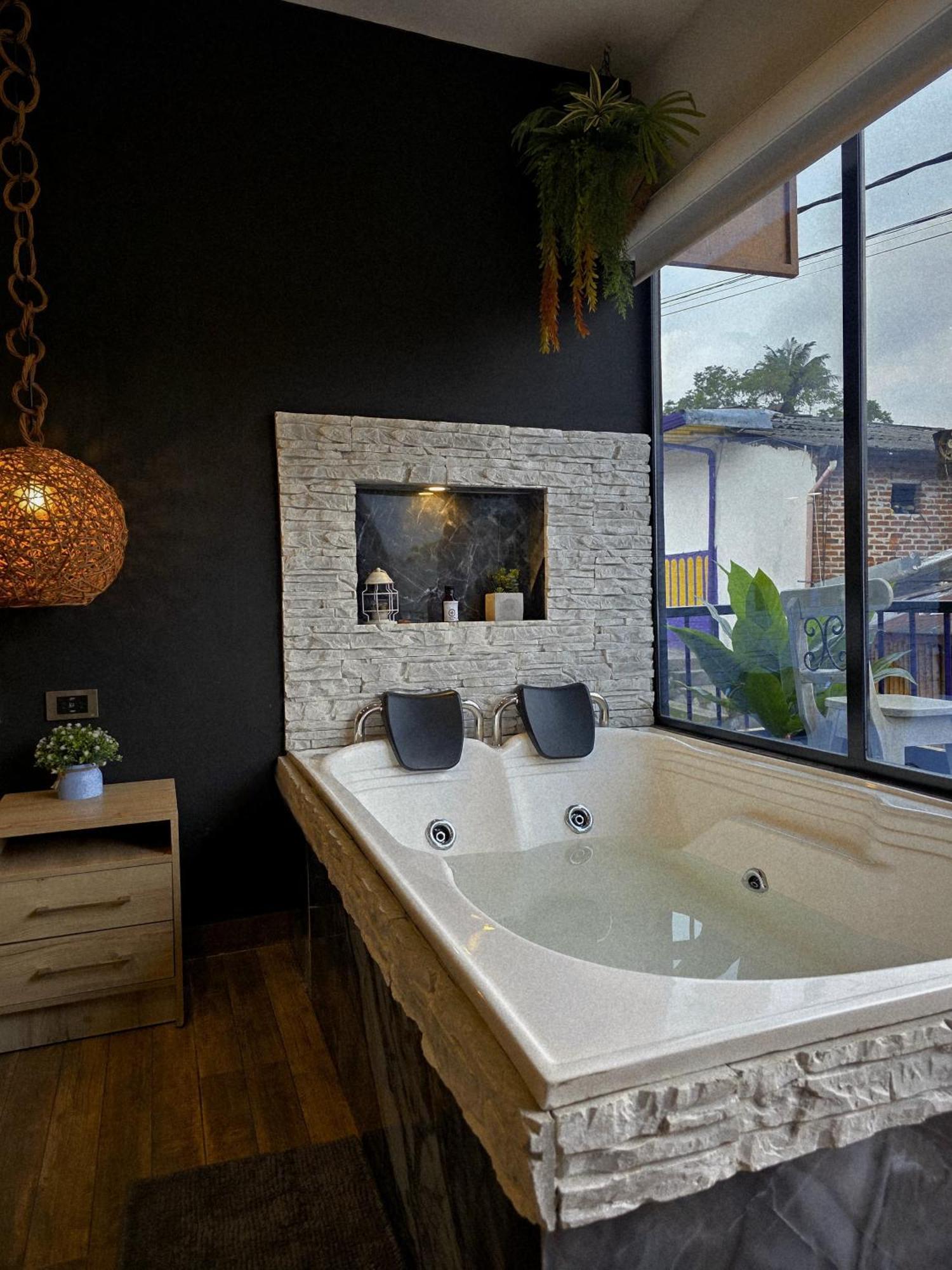 Habitacion Deluxe 2 Con Jacuzzi A 20 Mt Del Parque Salento Exterior photo